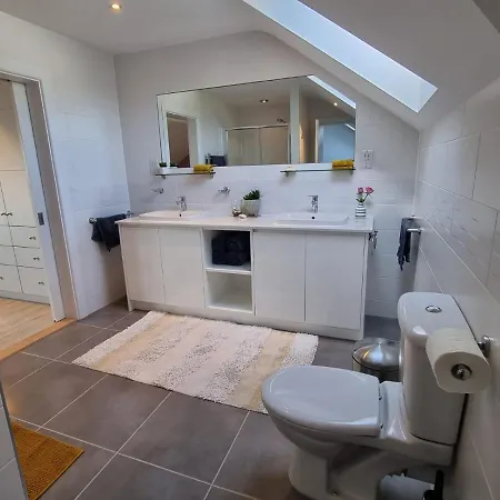 Holiday home Field View, Whole Annexe Saint Clement