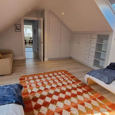 Field View, Whole Annexe Saint Clement